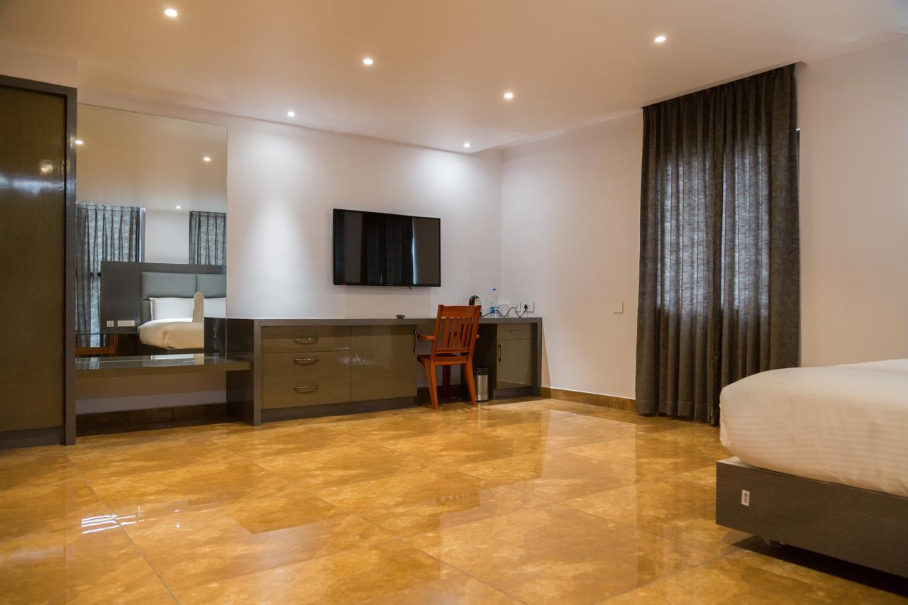 Hotel Hills Tirupattur Tiruppatur Екстер'єр фото