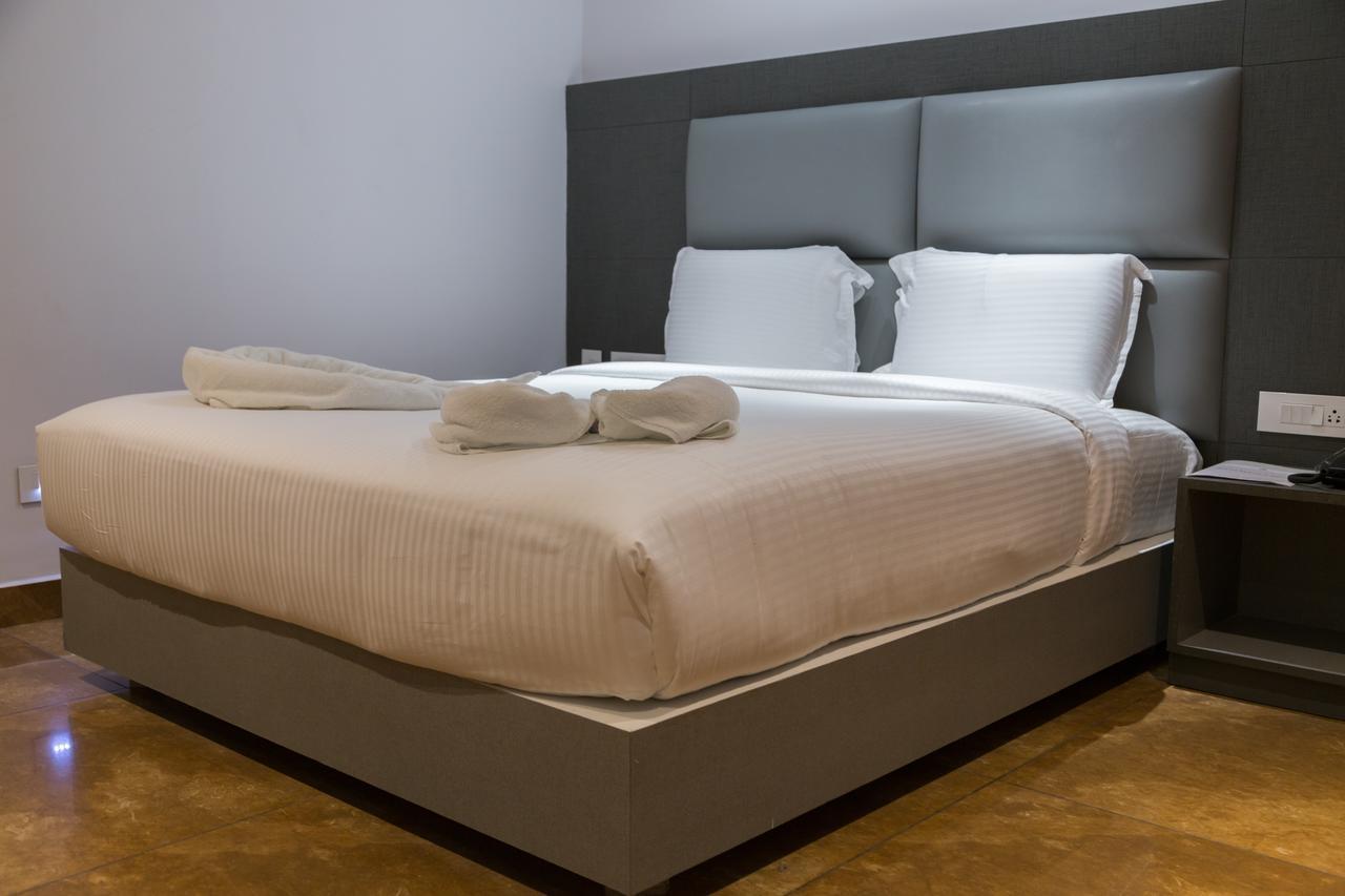 Hotel Hills Tirupattur Tiruppatur Екстер'єр фото