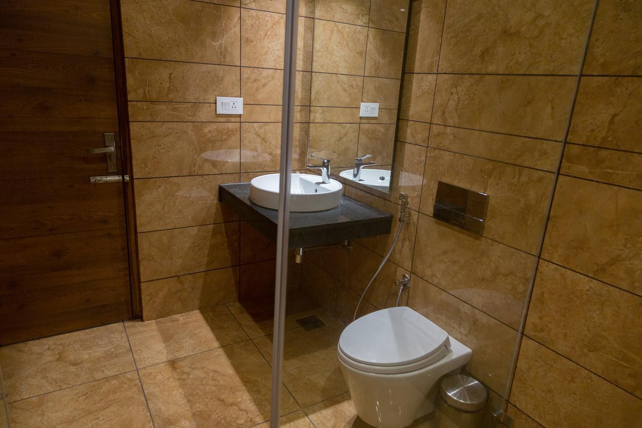Hotel Hills Tirupattur Tiruppatur Екстер'єр фото