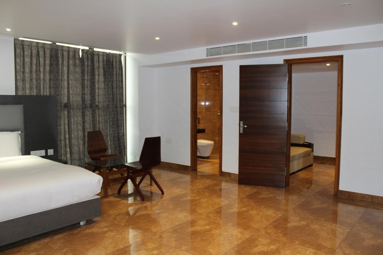 Hotel Hills Tirupattur Tiruppatur Екстер'єр фото
